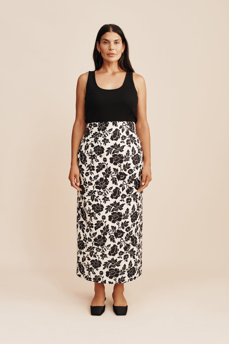 Romeo Column Skirt