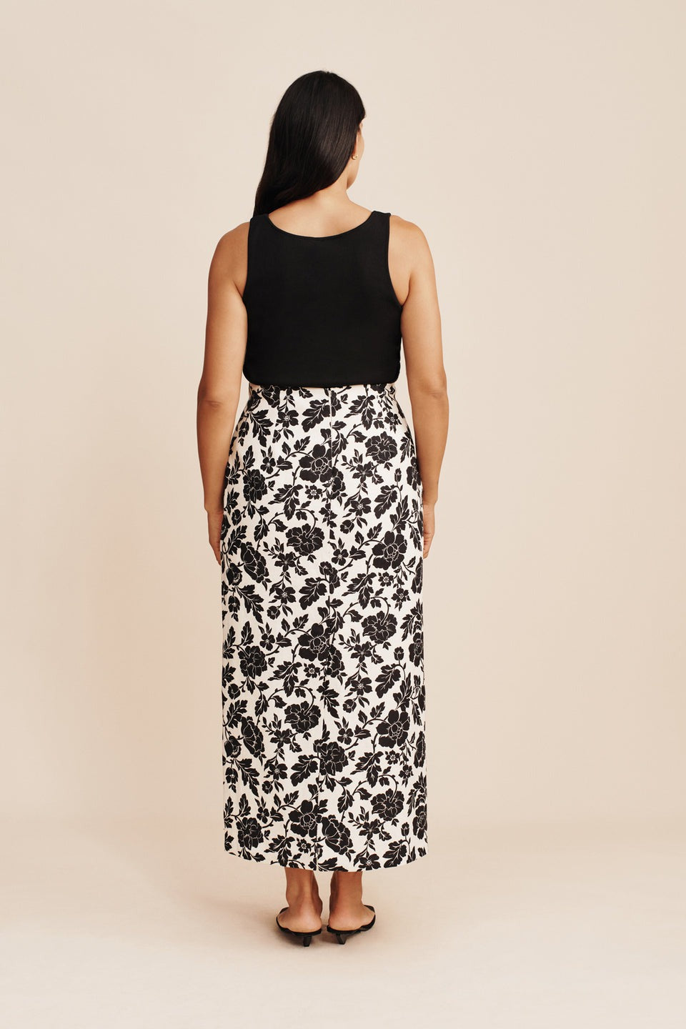 Romeo Column Skirt